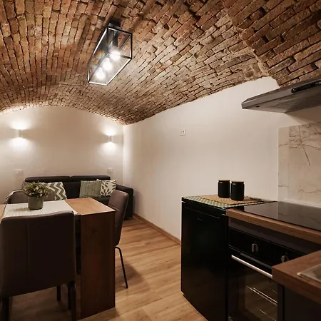 Luxury Vault - Historic Center