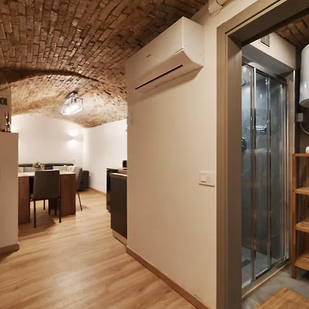 Luxury Vault - Historic Center Apartment *